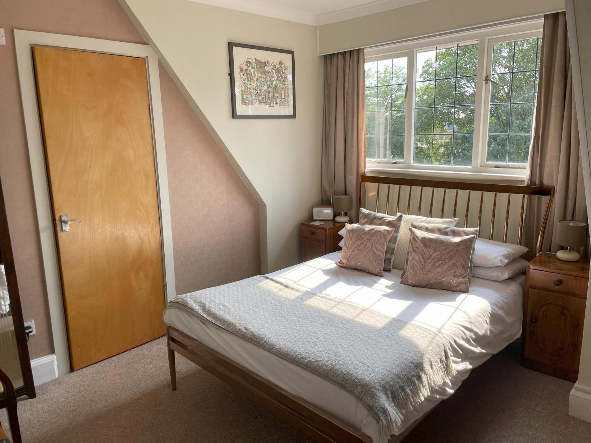 Knights Court Hotel Great Yarmouth Bagian luar foto